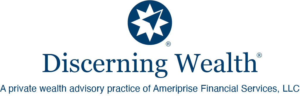 Discerning Wealth Logo
